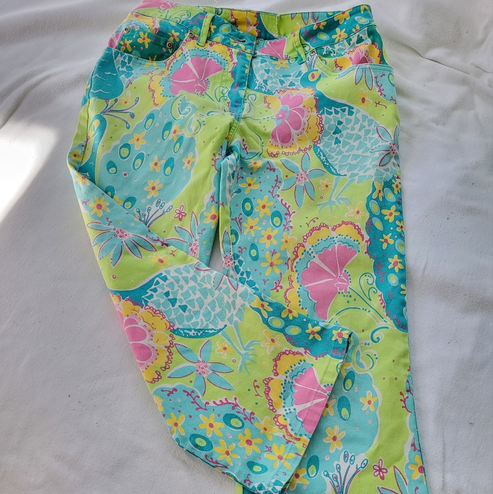 Lilly Pulitzer Cotton Stretch Peacock Capris - Picture 13 of 13
